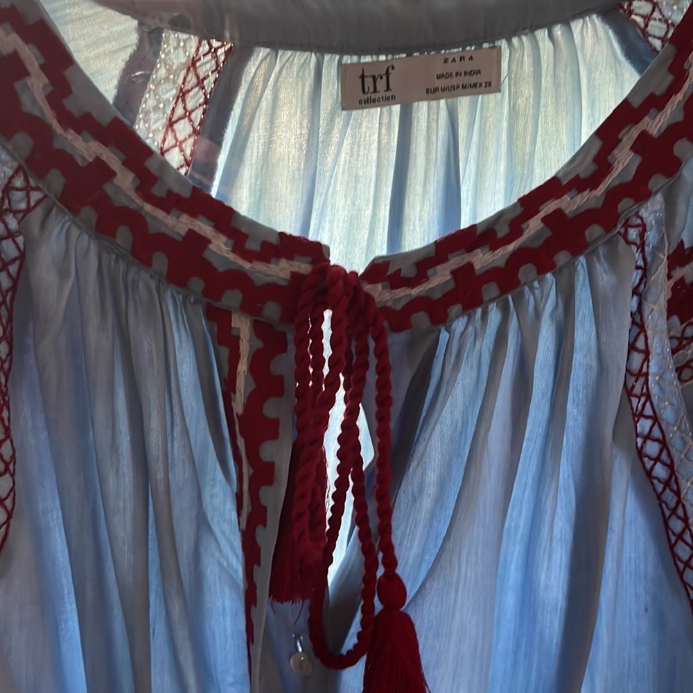 Embroidered tunic - Picture 3 of 5